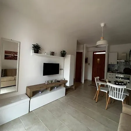 A Casa De Lu Gio Semesterbostad Sant'Andrea (Apulia)